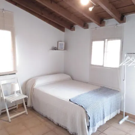 Estudio Acogedor Y Bien Situado En Apartment